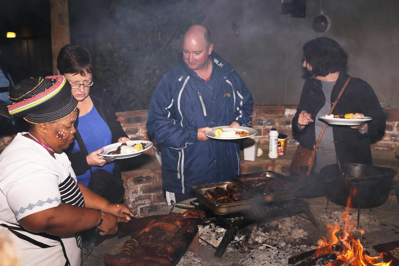 The Backpack Shack Vandrarhem Mossel Bay Exteriör bild